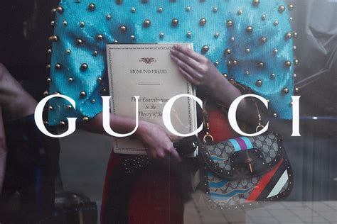 origem da gucci|Gucci ownership history.